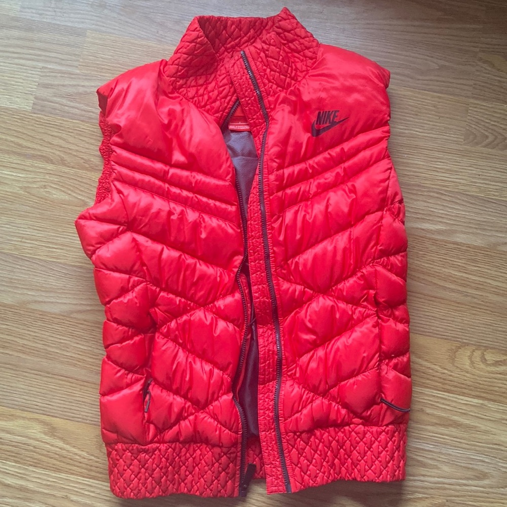 Nike Puffer Vest